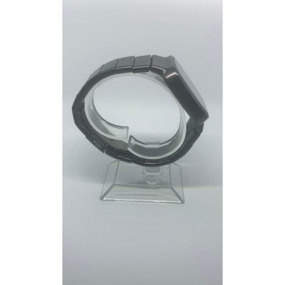 Rado R5.5 Square Chronograph - Picture 6 of 9